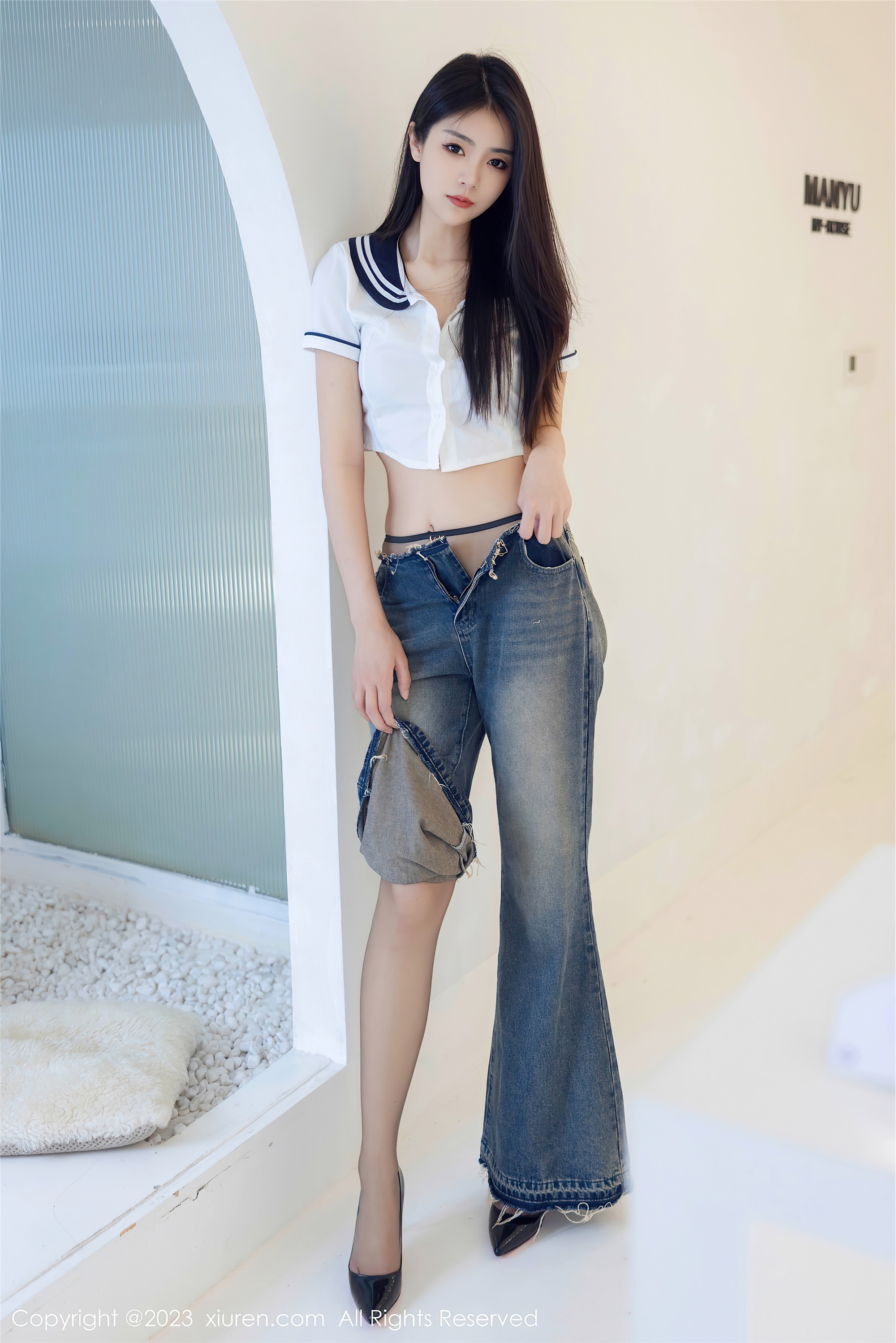 XiuRen秀人网  2023.07.05 NO.7027 可樂Vicky 牛仔裤